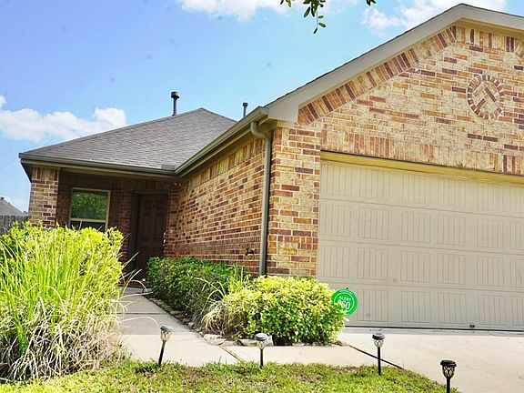 2nd image of 3414 Halle Trace Ln