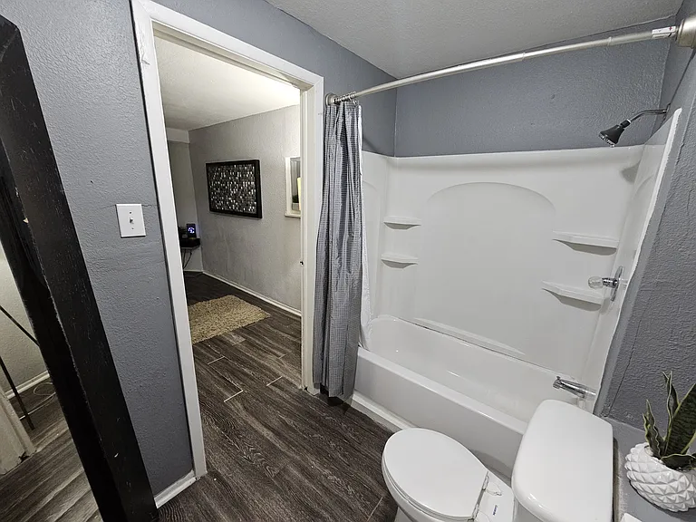 5139 Loma Linda Dr #101 — Photo 9