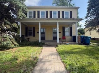 16 W Elm St, Alton, IL 62002