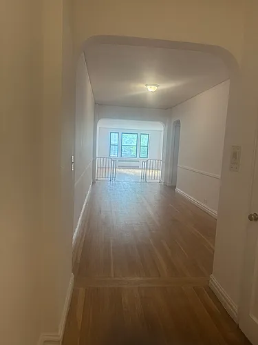 3240 Henry Hudson Pkwy E #3A Photo 1