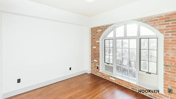 Rented by Nooklyn NYC LLC | media 36