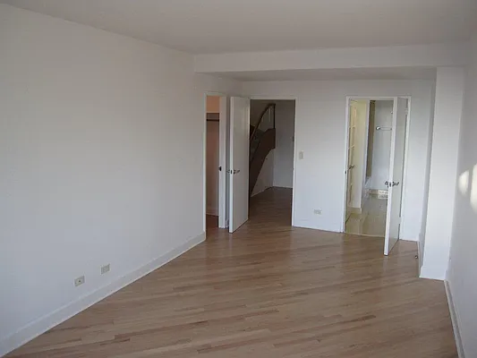 Rented by Realty Group International | media 27