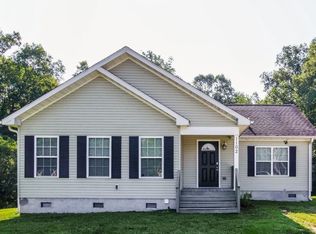 1102 Hardin Rd, Dallas, NC 28034