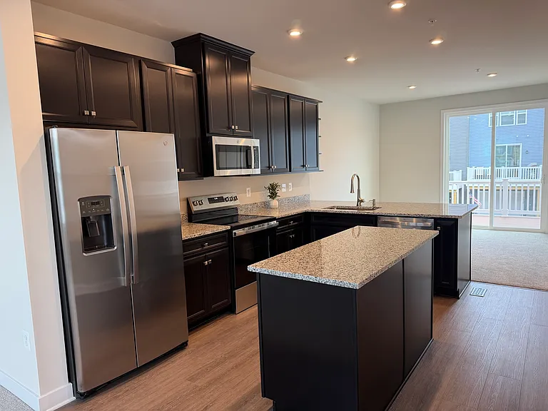145 Spring Gate Ln — Photo 4