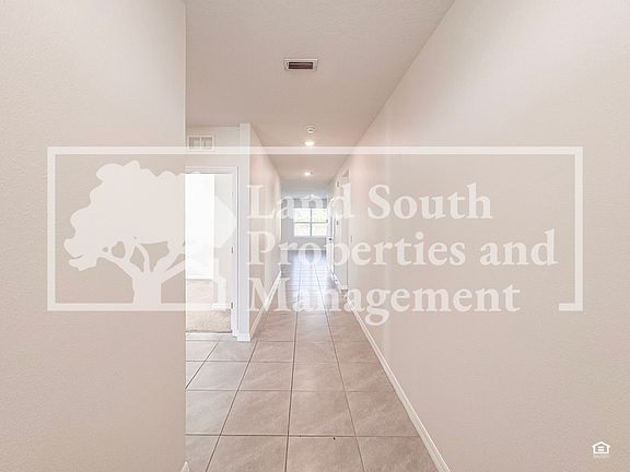 2nd image of 5781 Arlington River Dr