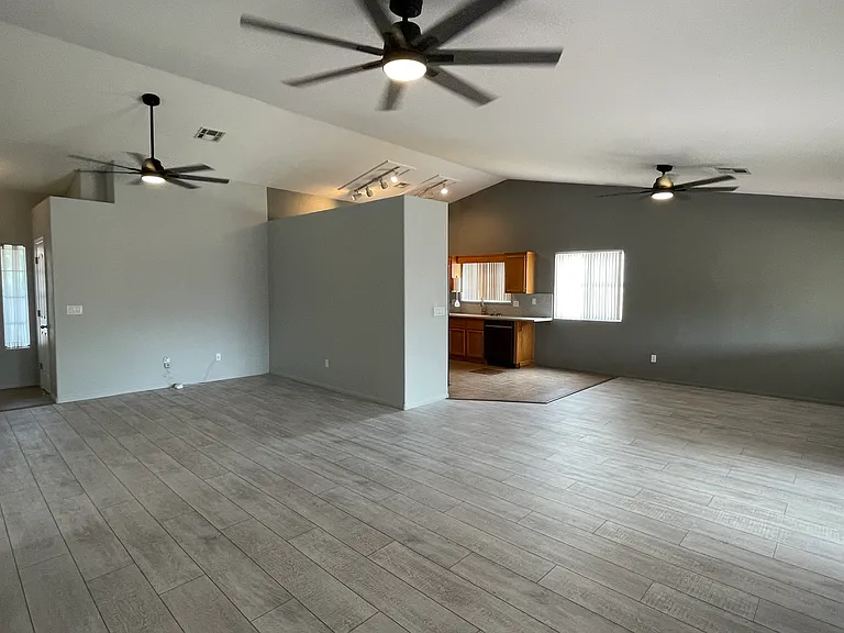 182 Hermosa Way — Photo 4