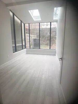 Rented by Green Leaf Management, LLC | media 12