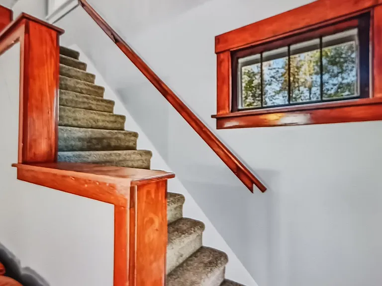 1039 N Keel Ridge Rd — Photo 4