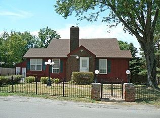 10533 E 10th St S, Independence, MO 64053