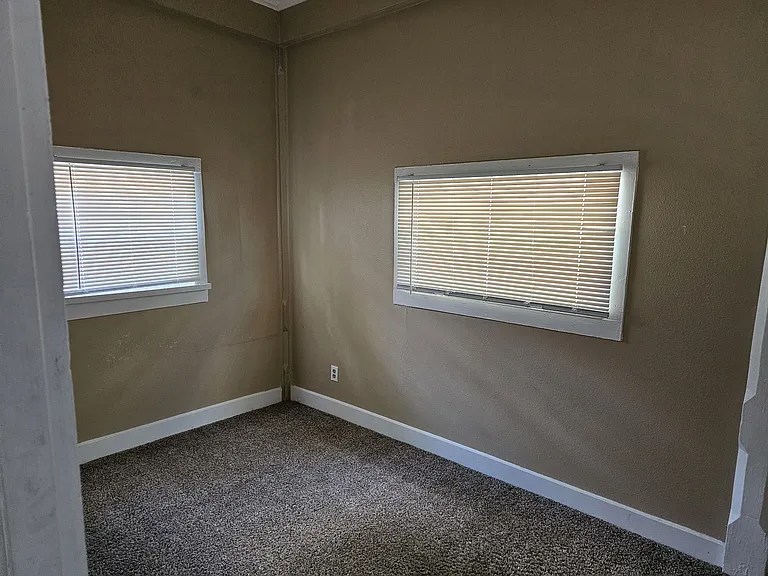 329 E Dale St #1 — Photo 8