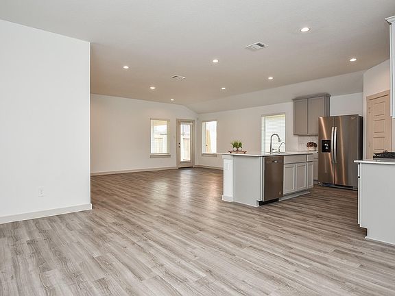 5th image of 7827 Sleek Flock Ln