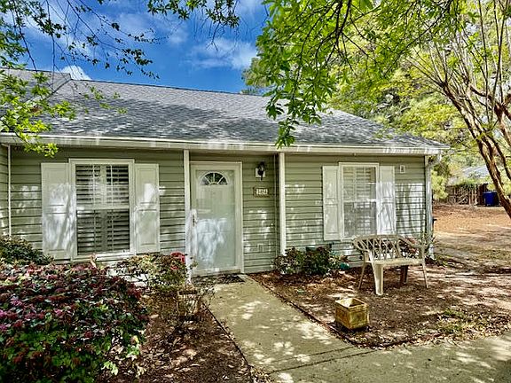 2nd image of 1424 Amanda Park Ln
