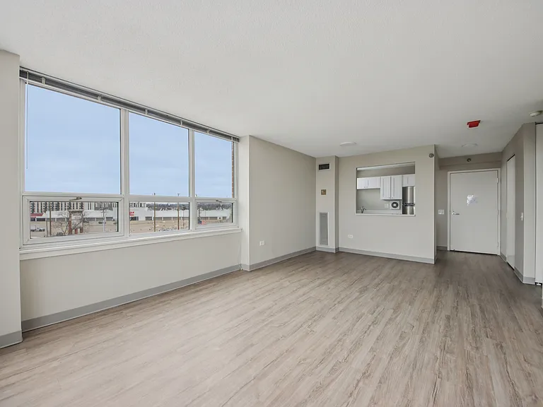 Legacy Crossings Apartment Living — Photo 36