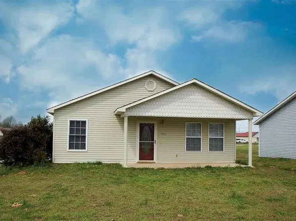 1104 Rector Rd, Paragould, AR 72450