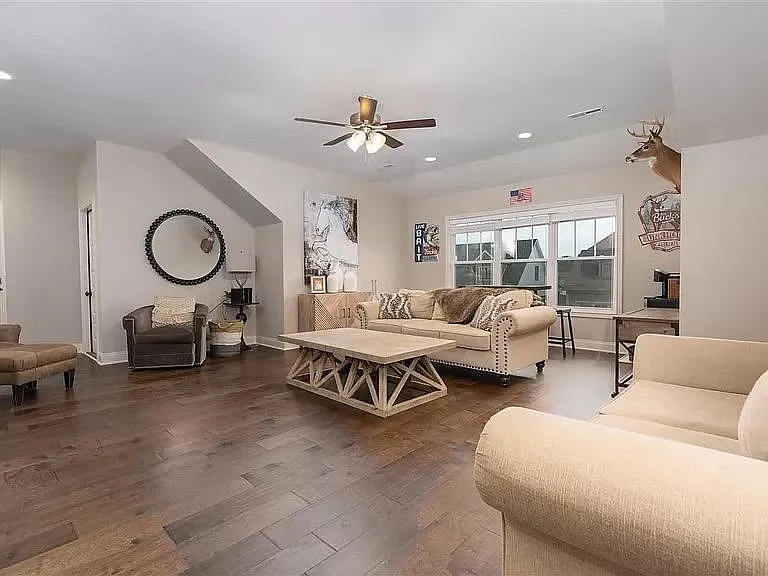 661 Boston Park Dr — Photo 11