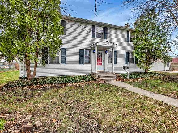4th image of 23115 Violet St