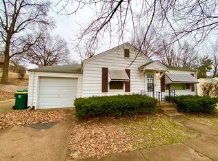 10448 Coburg Lands Dr, Saint Louis, MO 63137