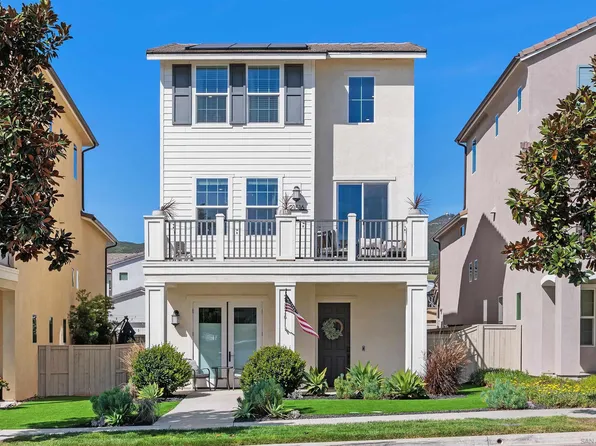 21516 Harmony Village Dr, Escondido, CA 92029