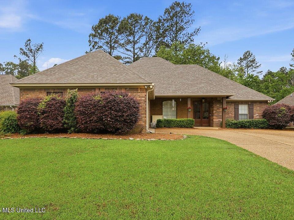 1st image of 122 Addison Way