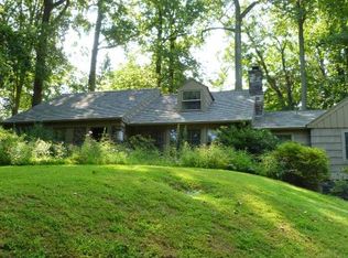 1059 Lemar Cir, Merion Station, PA 19066