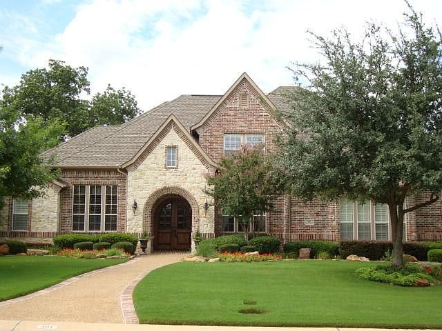 1st image of 301 Black Walnut Dr