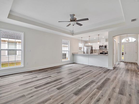 5th image of 5278 Montejo Dr