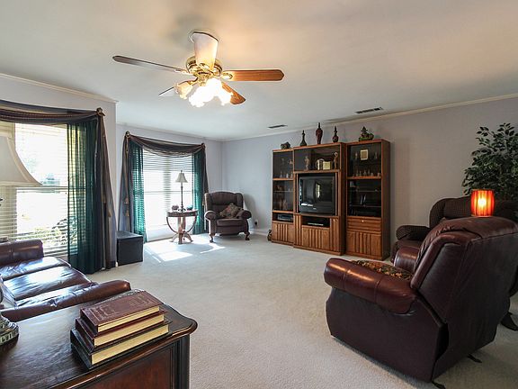 4th image of 1721 Alta Vista St
