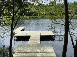 E Creek Dr, Castleton, VT 05735