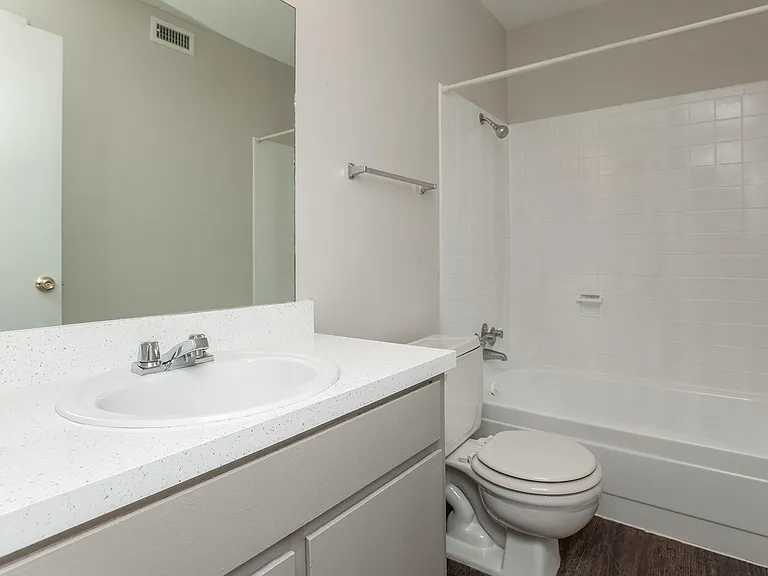 Bel Air Estates — Photo 29