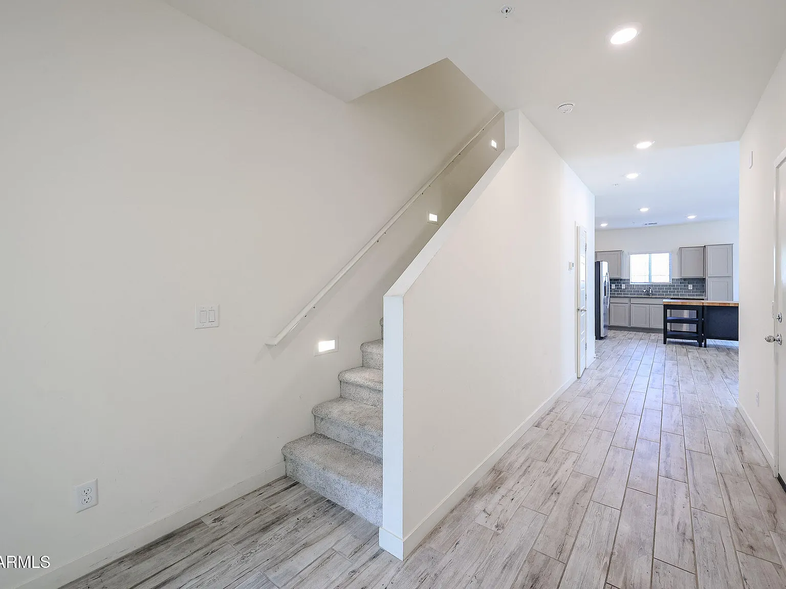 3 bed, 2.5 bath, 1497 sqft, $2,300 — Photo 3