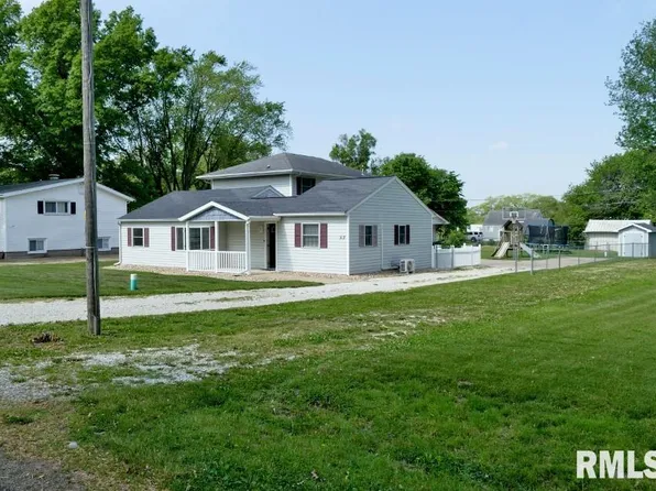 513 Bayview Dr, Spring Bay, IL 61611