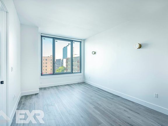 3rd image of 210 Clarkson Ave #509