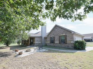 219 Valley Meadow Dr, Decatur, TX 76234