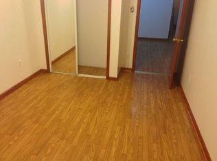 566 40th St, Brooklyn, NY 11232