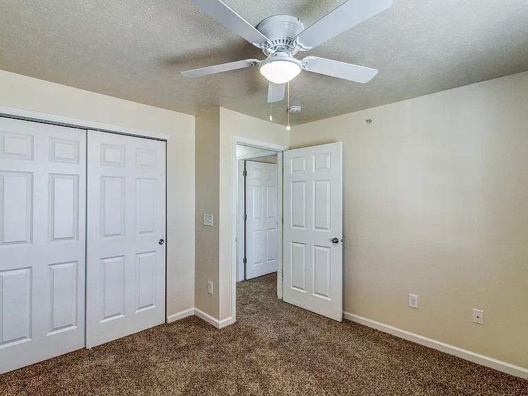 Appleton Apartments — Photo 13