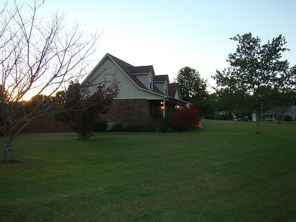 5th image of 417 Delynn Dr
