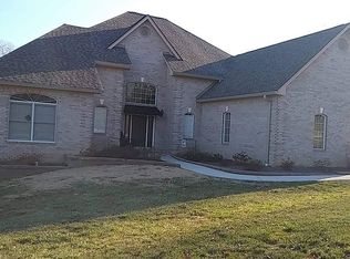 2200 Rolling Shores Cir, Soddy Daisy, TN 37379