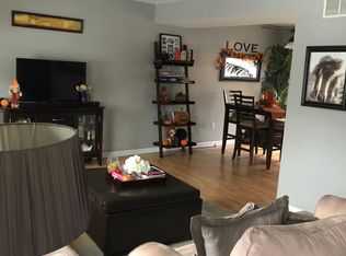20 Shetland Cir, Horsham, PA 19044