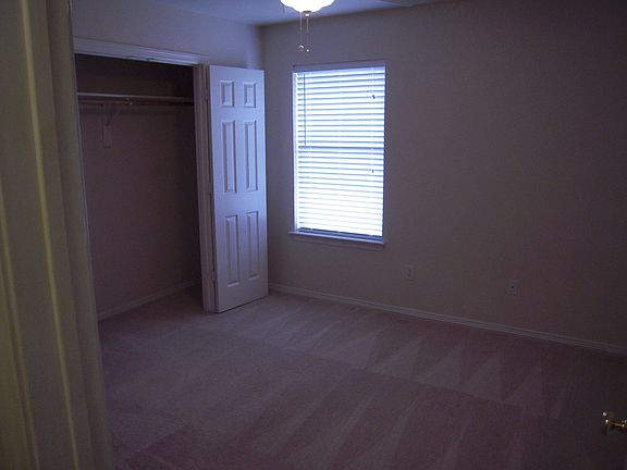 5th image of 1114 Parkview Trl