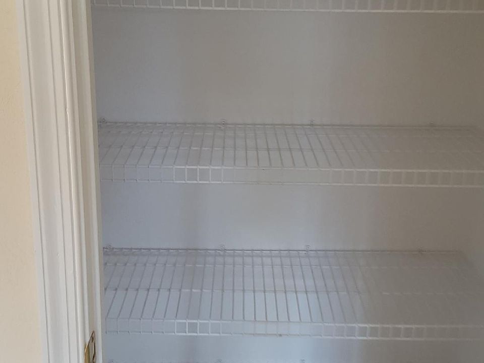 2nd image of 3508 Bell St