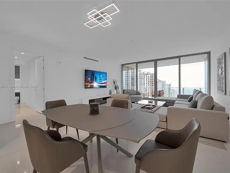 300 Biscayne Boulevard Way #2804 — Photo 4