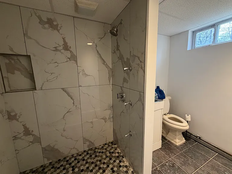 185 N Rp Landing Rd — Photo 6