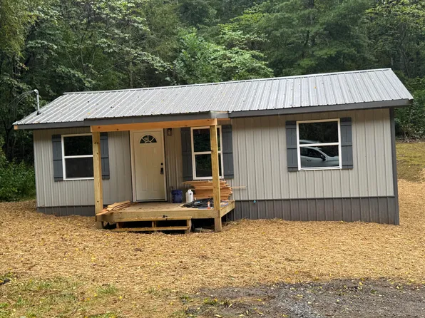 1575 Log Church Rd, Newport, TN 37821