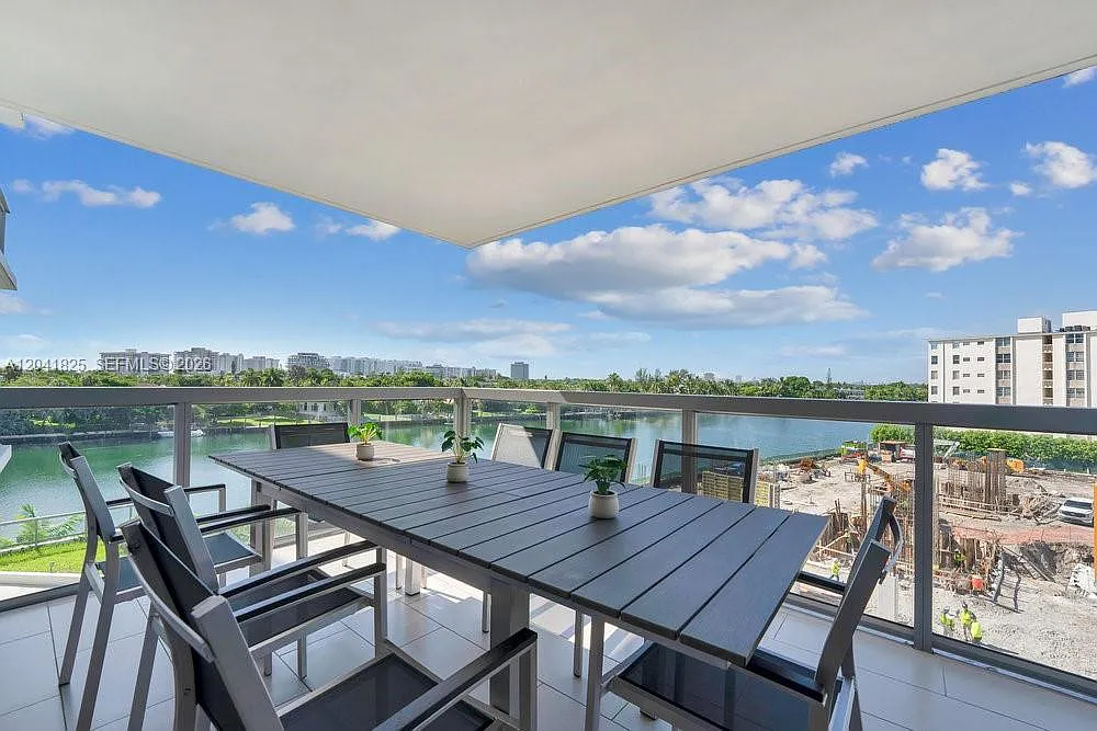 The Ivory Residence Condo — Photo 3