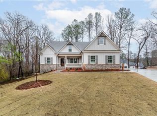 1841 Jakes Cv, Loganville, GA 30052