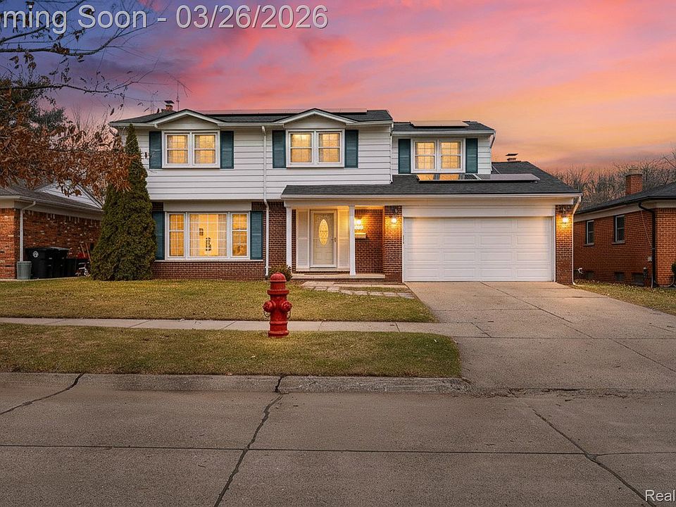 1st image of 33038 Oakley St