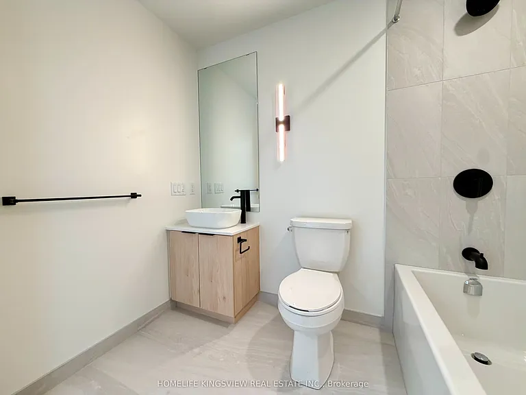 1185 Dupont St #1204 — Photo 10