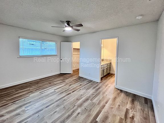 4th image of 529 E Escalon Ave