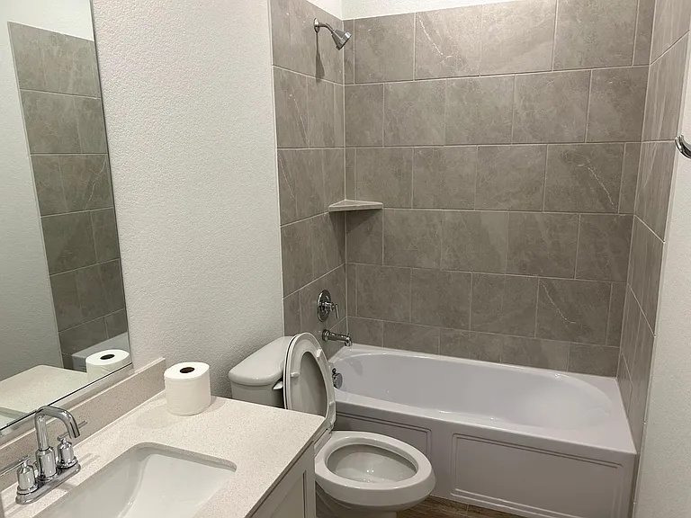 2513 Birchcrest Dr — Photo 33