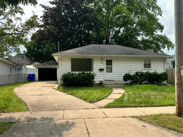 1509 N Superior St, Appleton, WI 54911